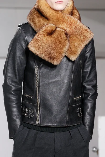 Look 33
